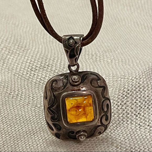 Retired Silpada Square Natural Amber Sterling Silver Slide Silpada Leather Cord - Picture 7 of 16